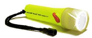 Pelican STEALTHLITE 2410 Recoil LED Sub/Photo Flashlight 